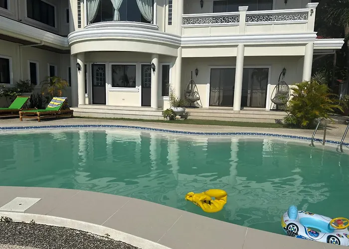 Mateos 4* Carmen (Cebu)